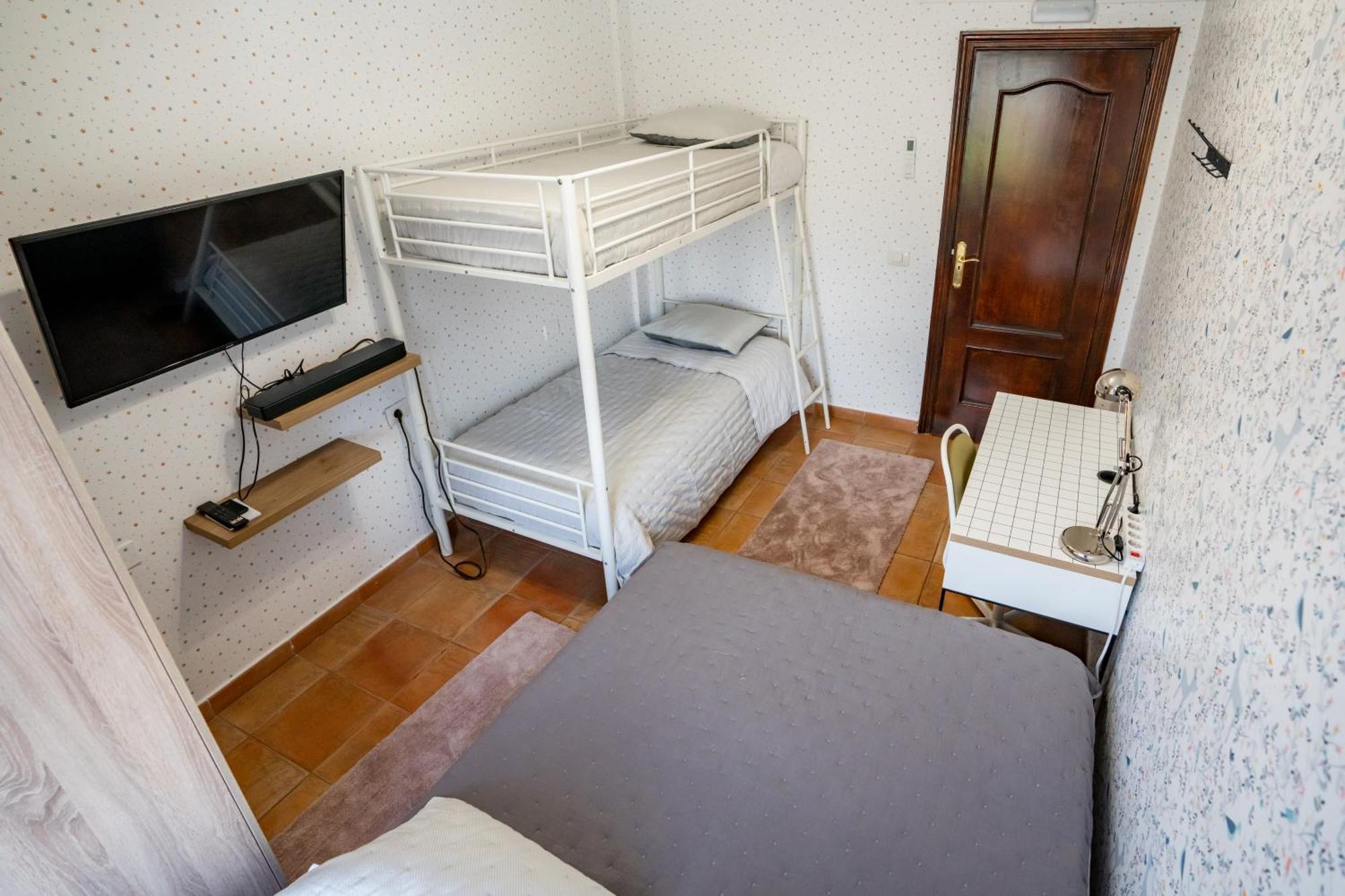 Casa Julio - Alcala Complete Coastal Retreat - Entire Apartment - 3 Min Walk From The Ocean - Shared Entrance With Host Exteriör bild